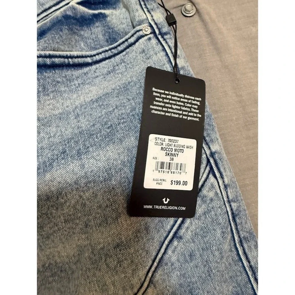 True Religion Rocco Moto Relaxed Skinny Jeans Mens Light Budding Wash NWT 38x32.